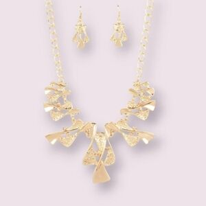 Vintage Paparazzi Gold Geometric Necklace and Earring Set